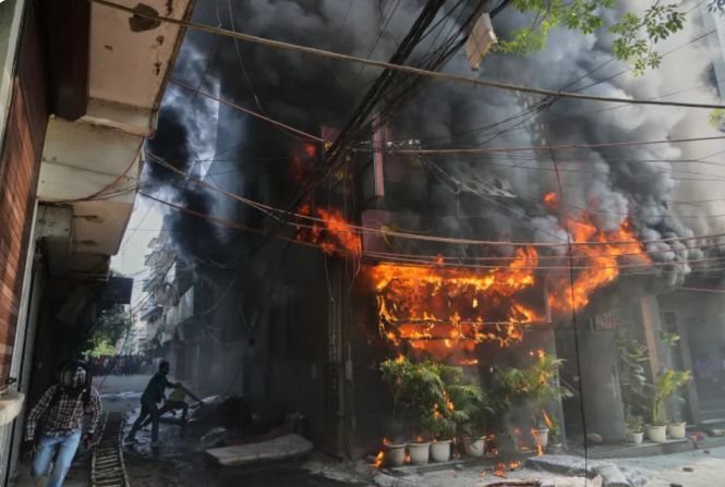 21 People Have Been Declared Dead So Far In A Fire That Broke Out At A Hotel In The Indian Capital